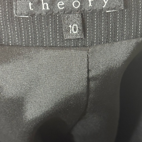 Theory Striped 100% Wool Pencil Skirt Size 10 - Picture 13 of 13